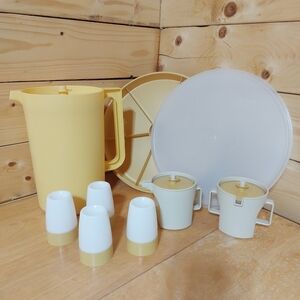 Vintage Tupperware lot of 8